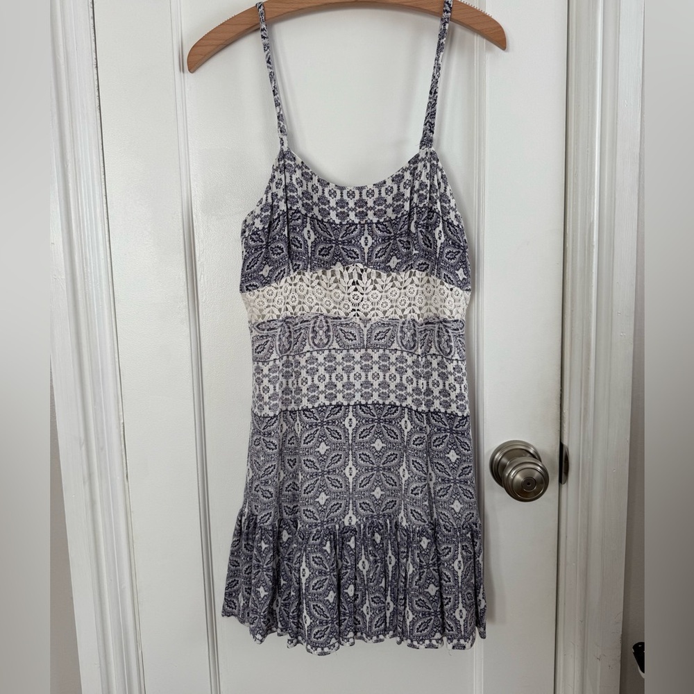 Chloe K Floral Short Dress Medium